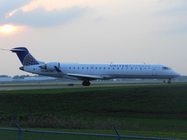 Canadair Regional Jet CRJ-700 (N514MJ)