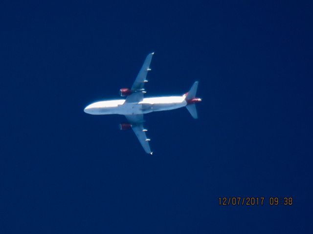 Airbus A320 (N625VA)