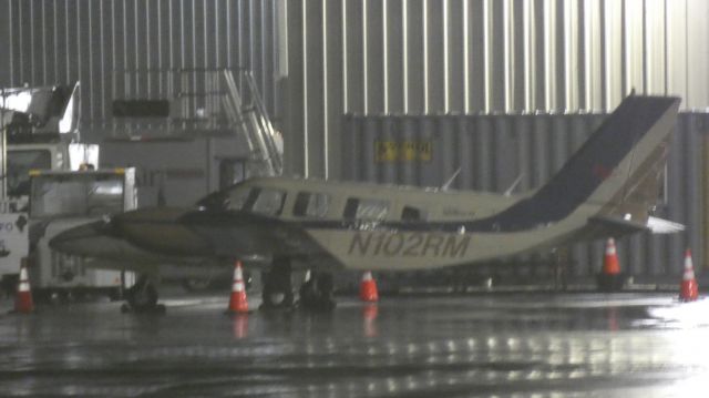 Piper Seneca (N102RM) - Nice lil Twinnie.
