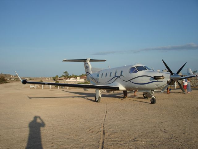 Pilatus PC-12 (N121PH) - Arival in Mexico