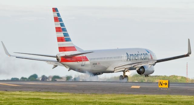 Boeing 737-800 (N991AN) - American Smoke Show on FlightAware.Com !