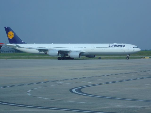 Airbus A340-600 (D-AIHT)