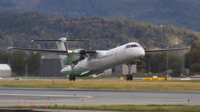 de Havilland Dash 8-400 (LN-WDG)