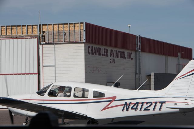 Cessna Skyhawk (N4121T)