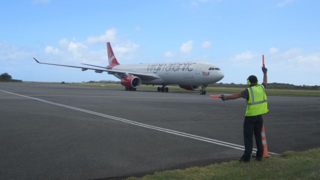 Airbus A330-300 (G-VKSS)