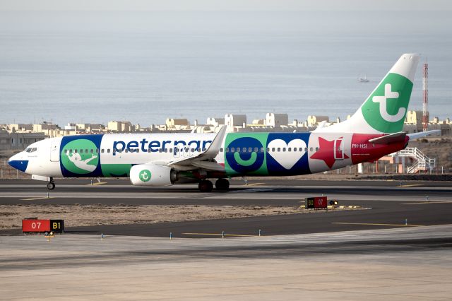Boeing 737-800 (PH-HSI)