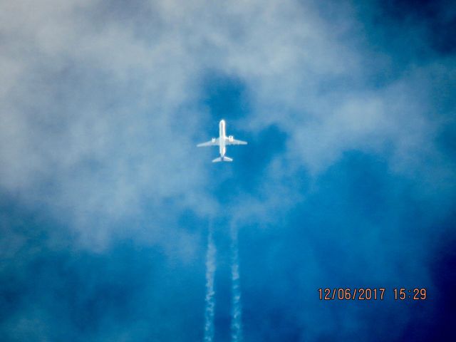 Boeing 757-200 (N914FD)