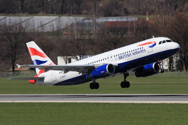 Airbus A320 (G-MIDY)