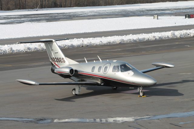 Eclipse 500 (N826ES)