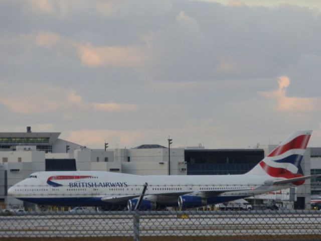 Boeing 747-400 (G-BNLR)