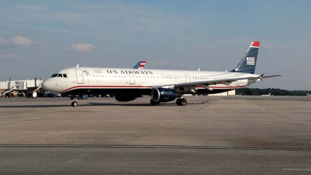 Airbus A321 (N155UW)