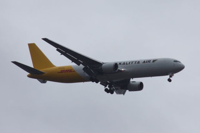 BOEING 767-300 (N761CK)