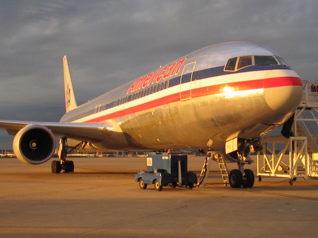 N342AN — - AAL 767 at Kansas City, MO. just after a cloudy cold front moved through.