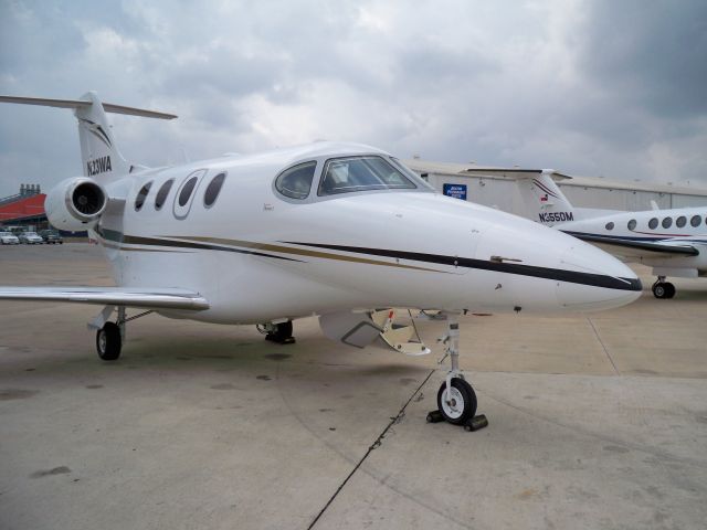 Beechcraft Premier 1 —