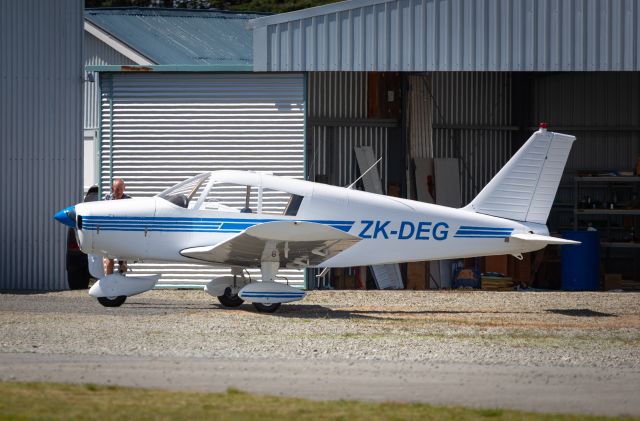 Piper Cherokee (ZK-DEG)