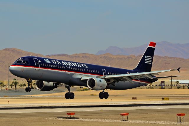 Airbus A321 (N181UW) - US Airways Airbus A321-211 N181UW (cn 1531)  Las Vegas - McCarran International (LAS / KLAS) USA - Nevada, May 26, 2011 Photo: Tomás Del Coro