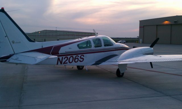 Beechcraft 55 Baron (N206S)