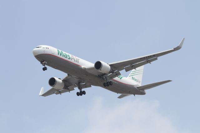 BOEING 767-300 (N314LA)