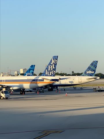 N763JB — - N763JB getting ready to spend the day flying FLL-Kingston Jamaica and N705JB flying between FLL and HPN, NAS \, and HAV