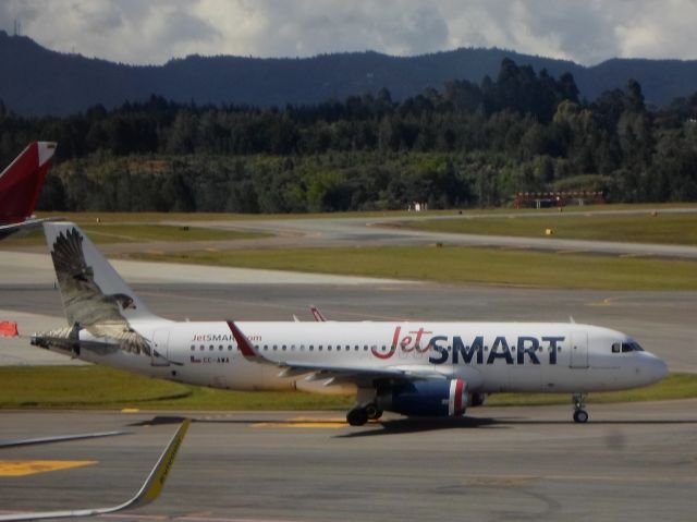 Airbus A320 (CC-AWA)