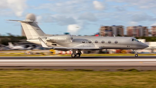 Gulfstream Aerospace Gulfstream IV (N555LK)