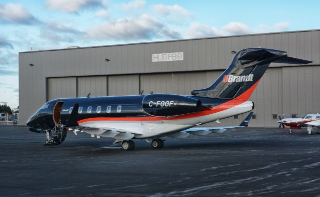 Canadair Challenger 350 (C-FGGF)