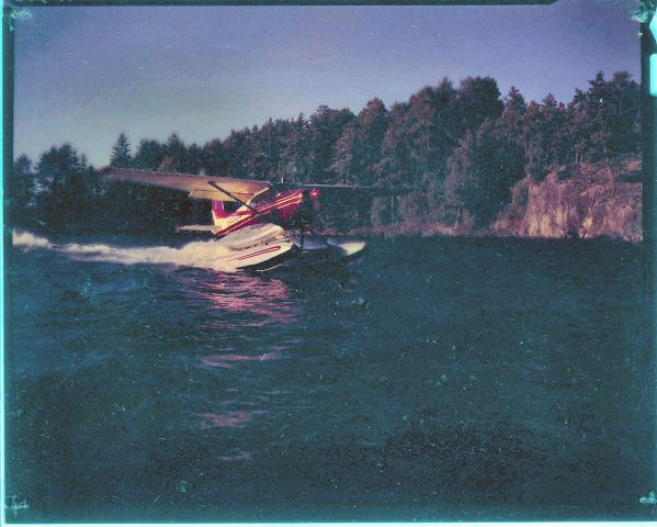 Cessna Skyhawk (N9588B) - With canoe on Burntside Lake, Minnesota about 1962 when operated by Duncan Airways Inc. of Isabella Minnesota.    Despite the heading, this is a Cessna Skywagon 180.