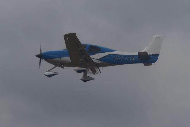 Cirrus SR-22 (N57FK)