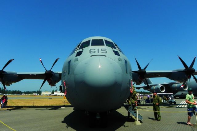 Lockheed C-130 Hercules (13-0615)