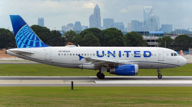 Airbus A319 (N821UA) - 7/1/22