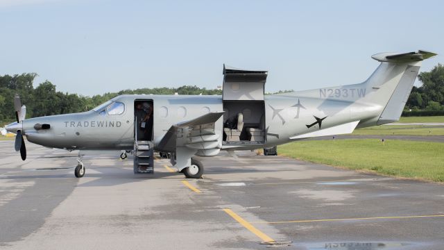 Pilatus PC-12 (N293TW) - N293TW getting its pre-flight checks done at College Park Airport 