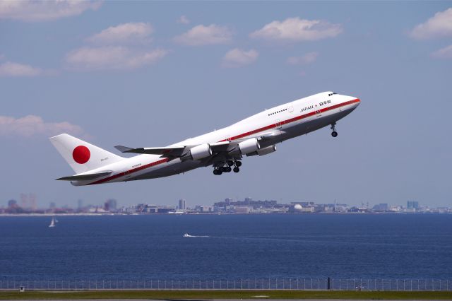 Boeing 747-400 (20-1101)