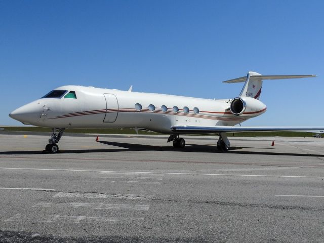 Gulfstream Aerospace Gulfstream V (C-GLFV)