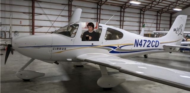 Cirrus SR-22 (N472CD)