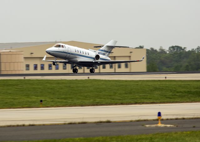 Hawker 800 (N251SP) - Take off from 36R, Charlotte, North Carolina