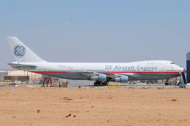 BOEING 747-100 (N747GE) - General Electrics 747-121 Engine Testbed N747GE prepares to depart from Victorville to Fairbanks, Alaska on August 5, 2007.