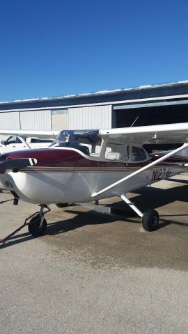 Cessna Skyhawk (N12741)