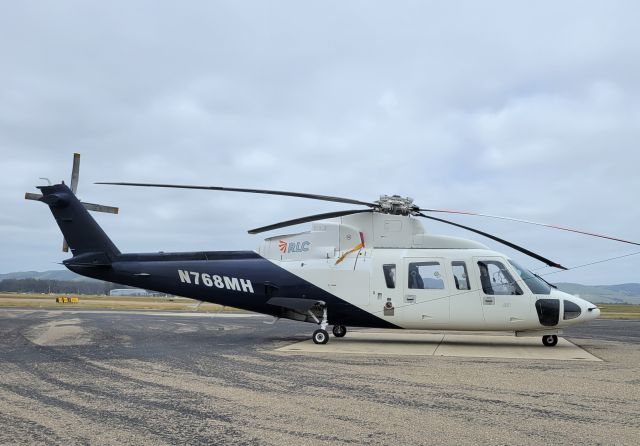 Sikorsky S-76 (N768MH)