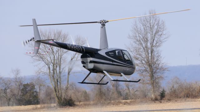 Robinson R-44 (N980TT)