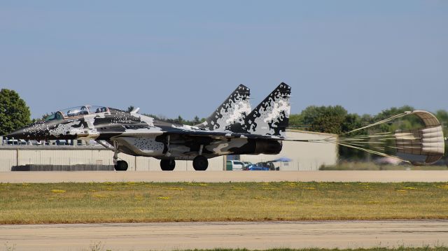 MIKOYAN MiG-33 (N29UB) - The infamous MiG-29 shortly after touching down after performing in the Friday afternoon airshow. br /br /7/28/23