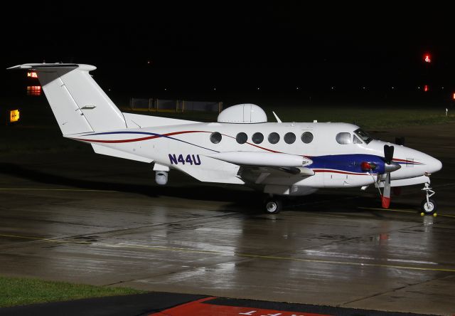 Beechcraft Super King Air 200 (N44U)