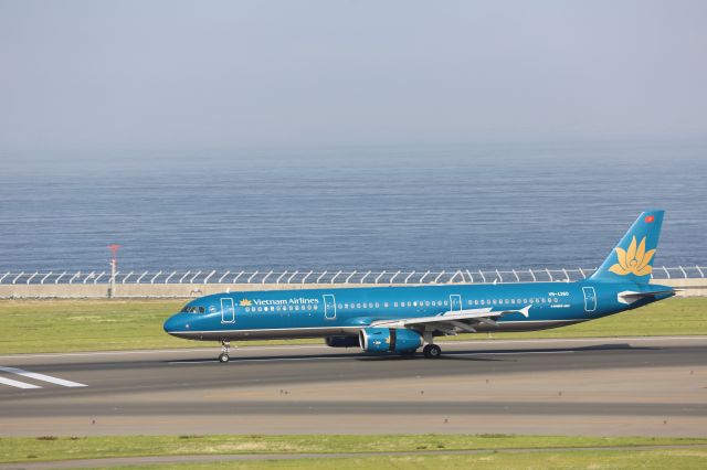 Airbus A321 (VN-A360)