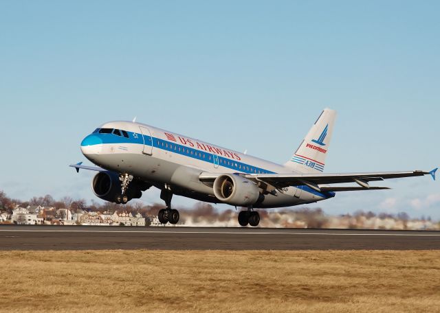 Airbus A319 (N744P) - FULL FRAME rotation captured and shared on FlightAware.Com !