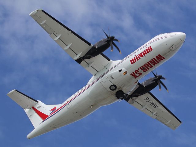 Aerospatiale ATR-72-500 (PJ-WIV)
