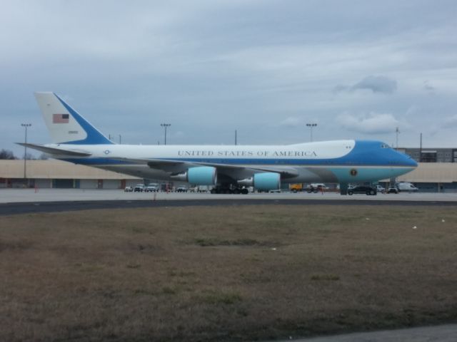 Boeing 747-200 (N29000)