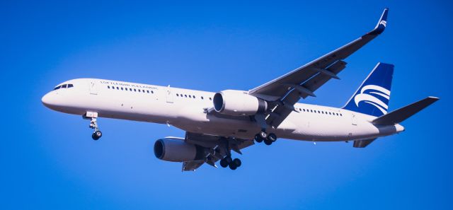 Boeing 757-200 (TF-LLW) - July 2024