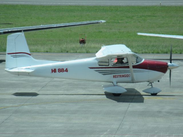 Cessna Skylane (HI884)