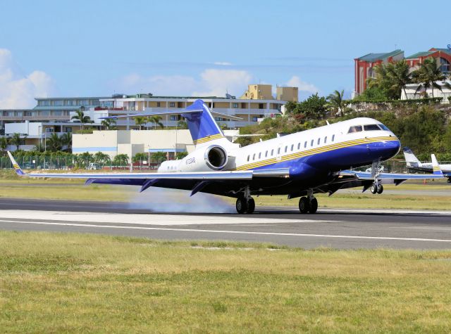 Bombardier Global 5000 (N723AB)