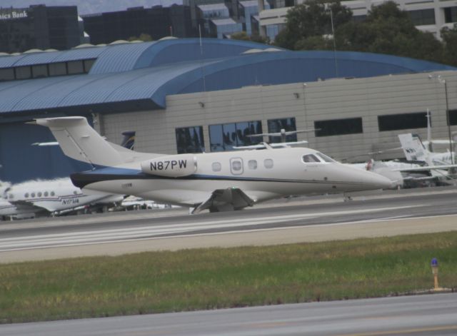 Embraer Phenom 100 (N87PW)