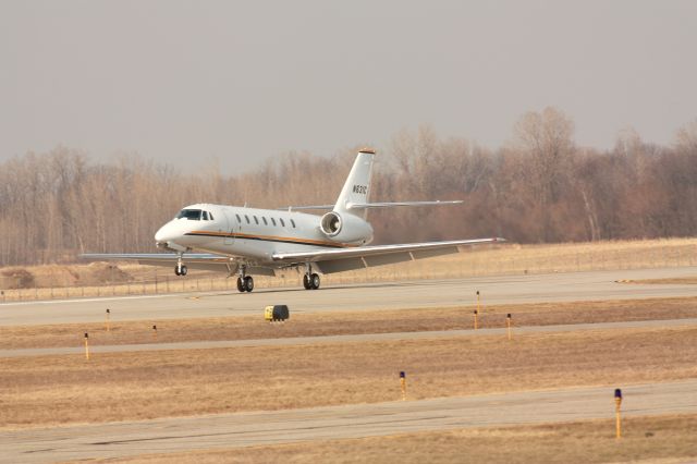 Cessna Citation Sovereign (N631CB) - Citation Sovereign arriving at Capital City, Lansing, MI